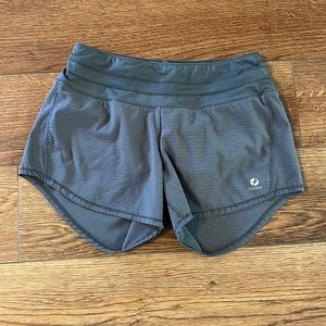 Oiselle running shorts size 2